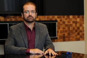 Leia mais sobre o artigo Advogado Sandro Waldeck morre aos 49 anos