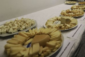 Leia mais sobre o artigo Selo Arte vai beneficiar 170 mil produtores de queijos artesanais