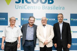 Leia mais sobre o artigo História e modernidade na nova agência da Sicoob UniCentro Brasileira no Órion Complex