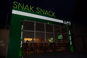 Leia mais sobre o artigo Hamburgueria Snak Snack é opção de lanche na madrugada