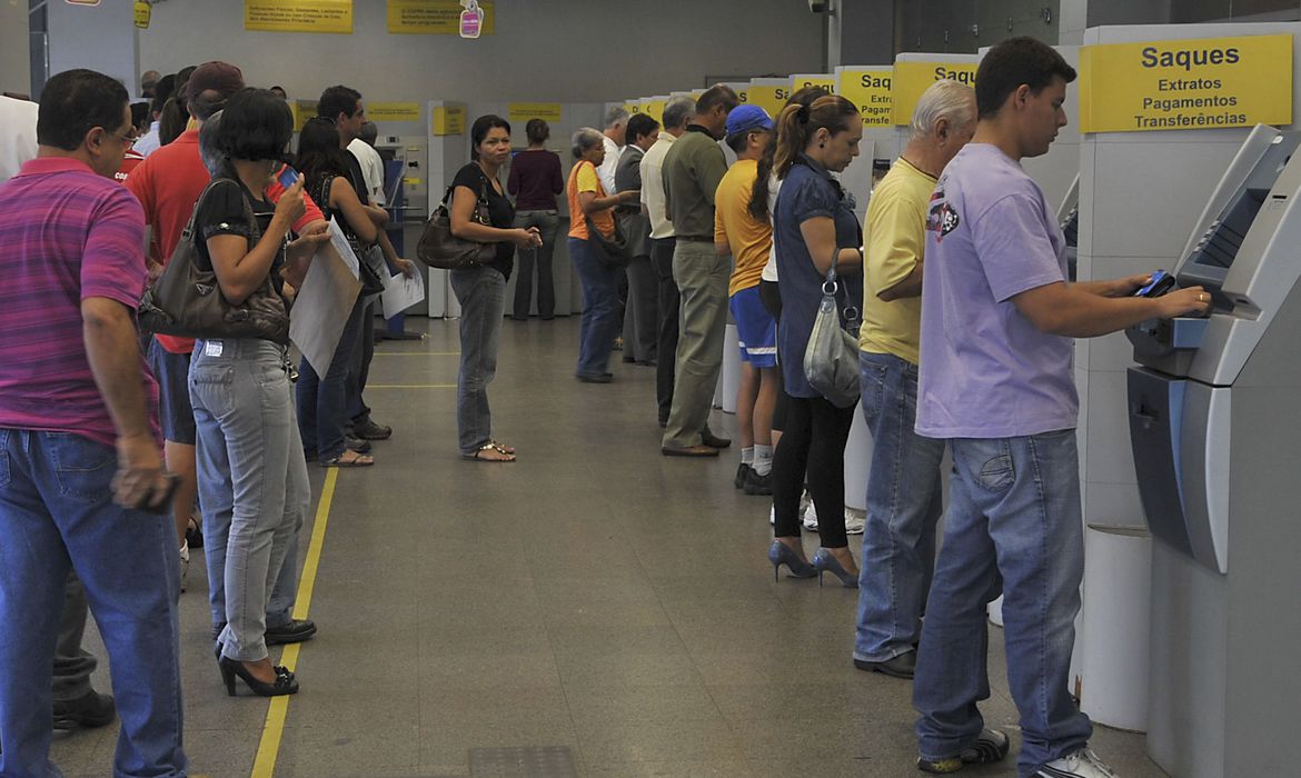 No momento você está vendo Covid-19: Bancos adaptam horário de funcionamento em Goiás