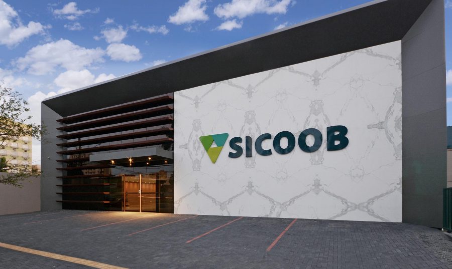 No momento você está vendo Sicoob registra alta de 18% nas operações de crédito e mantém crescimento