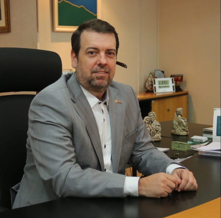 Leia mais sobre o artigo Rubens Fileti é reeleeito presidente da Acieg