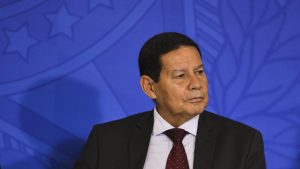 Leia mais sobre o artigo Em conferência com Fórum Empresarial goiano, vice-presidente Mourão defende modernização da indústria brasileira