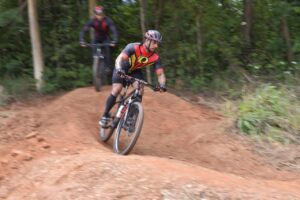 Leia mais sobre o artigo Goiânia ganha nova pista de mountain bike com acesso gratuito ao público