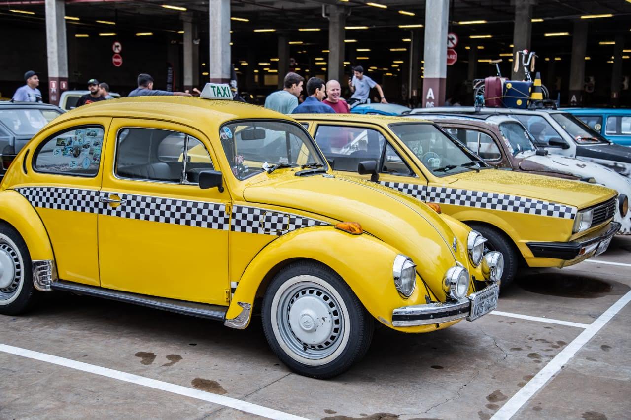 Leia mais sobre o artigo Carreata dos Antigos comemora o  Dia Nacional do Fusca neste sábado (30)