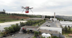 Leia mais sobre o artigo Drone vai transportar amostras de exames de Grupo do Laboratório Padrão