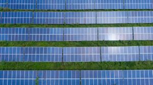 Leia mais sobre o artigo Energia solar está mais acessível e procura deve aumentar em Goiânia