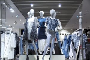 Leia mais sobre o artigo Preços nos shoppings centers podem subir até 30% por causa de crise elétrica