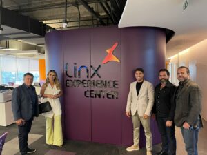 Leia mais sobre o artigo Business Intelligence: Binx oficializa parceria com a Linx