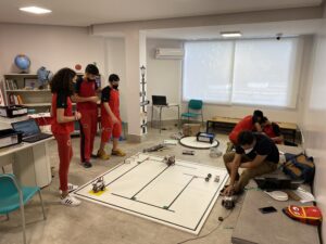 Leia mais sobre o artigo Maple Bear Goiânia representa Goiás no maior torneio de robótica do Brasil