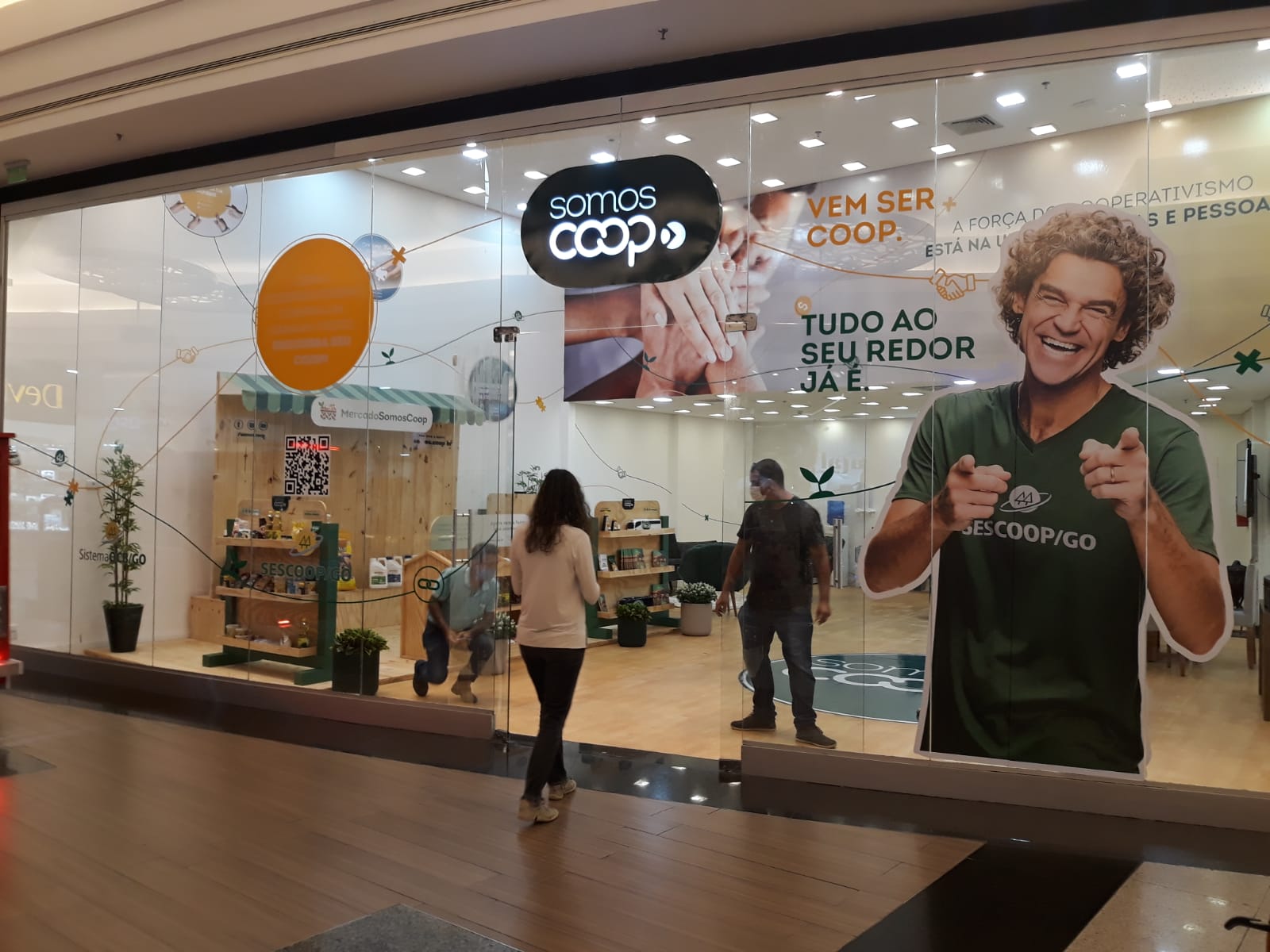 No momento você está vendo Cooperativismo goiano abre loja no Shopping Passeio das Águas