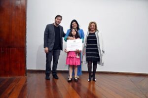 Leia mais sobre o artigo Patricia Finotti recebe Honra ao Mérito em noite de homenagem a Empresárias Goianas de 2022