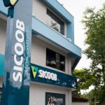 Sicoob UniCentro Br comemora marca de 100 mil cooperados