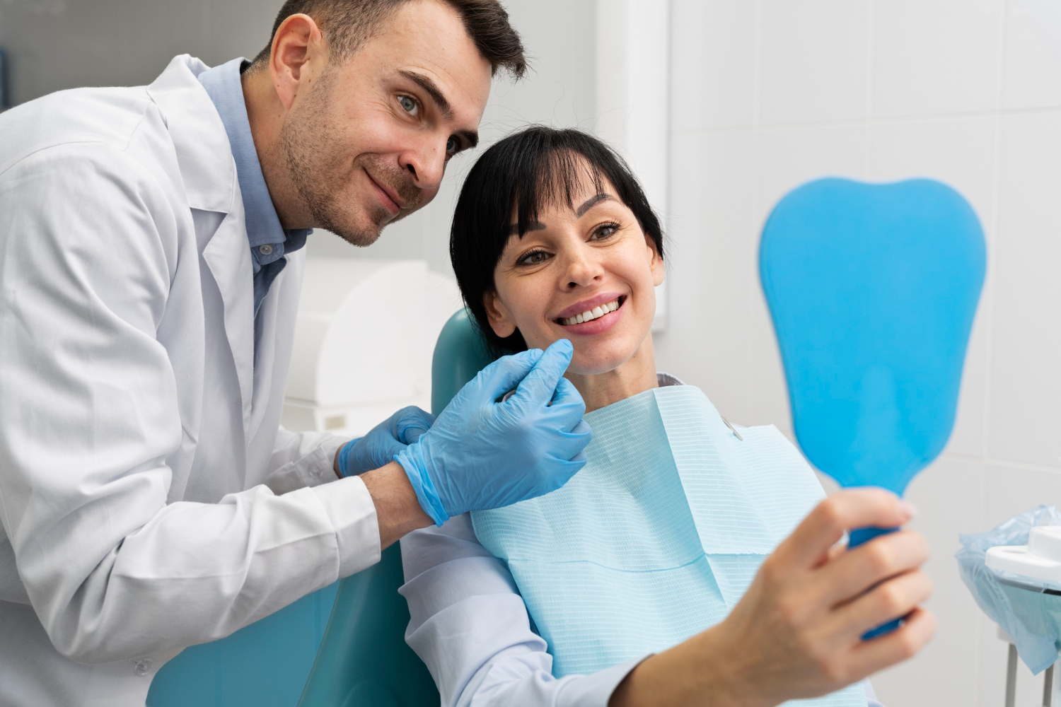 No momento você está vendo A atuação da Odontologia na área estética: uma revolução na saúde bucal e na autoestima dos pacientes