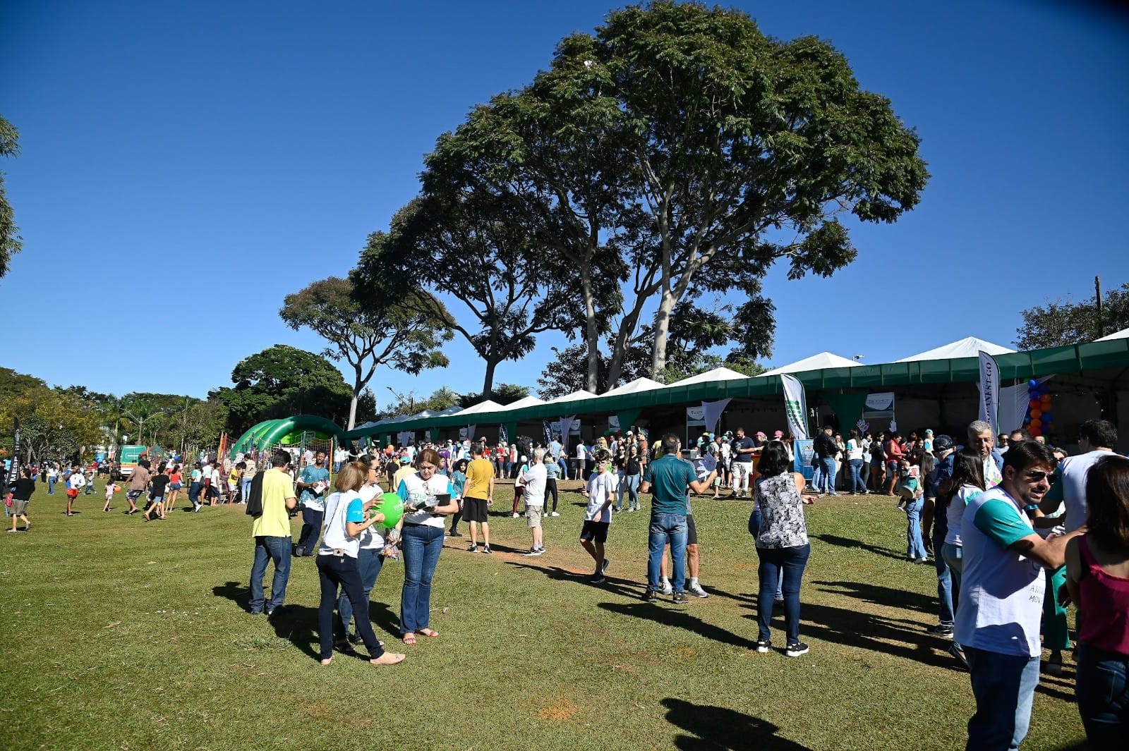 Leia mais sobre o artigo Celebração do Dia C Goiás leva 5 mil pessoas ao Jardim Botânico