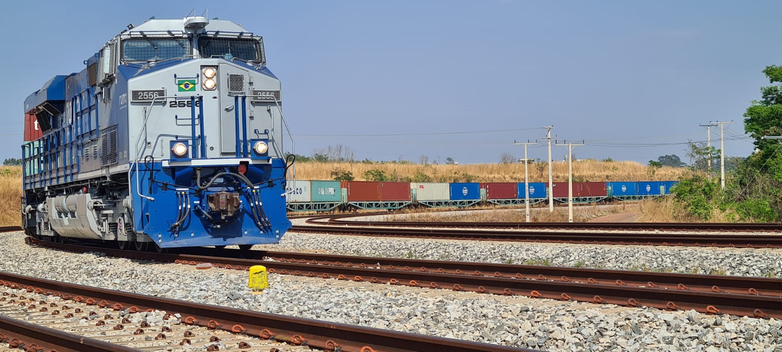 Leia mais sobre o artigo Brado e Rumo fazem a primeira viagem de contêineres da Ferrovia Norte-Sul