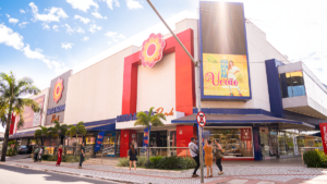Leia mais sobre o artigo Mega Moda recebe primeira excursão de turismo de compras de Alagoas
