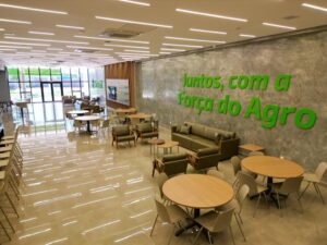 Leia mais sobre o artigo Sicredi Planalto Central inaugura primeira agência agro em Cristalina (GO)