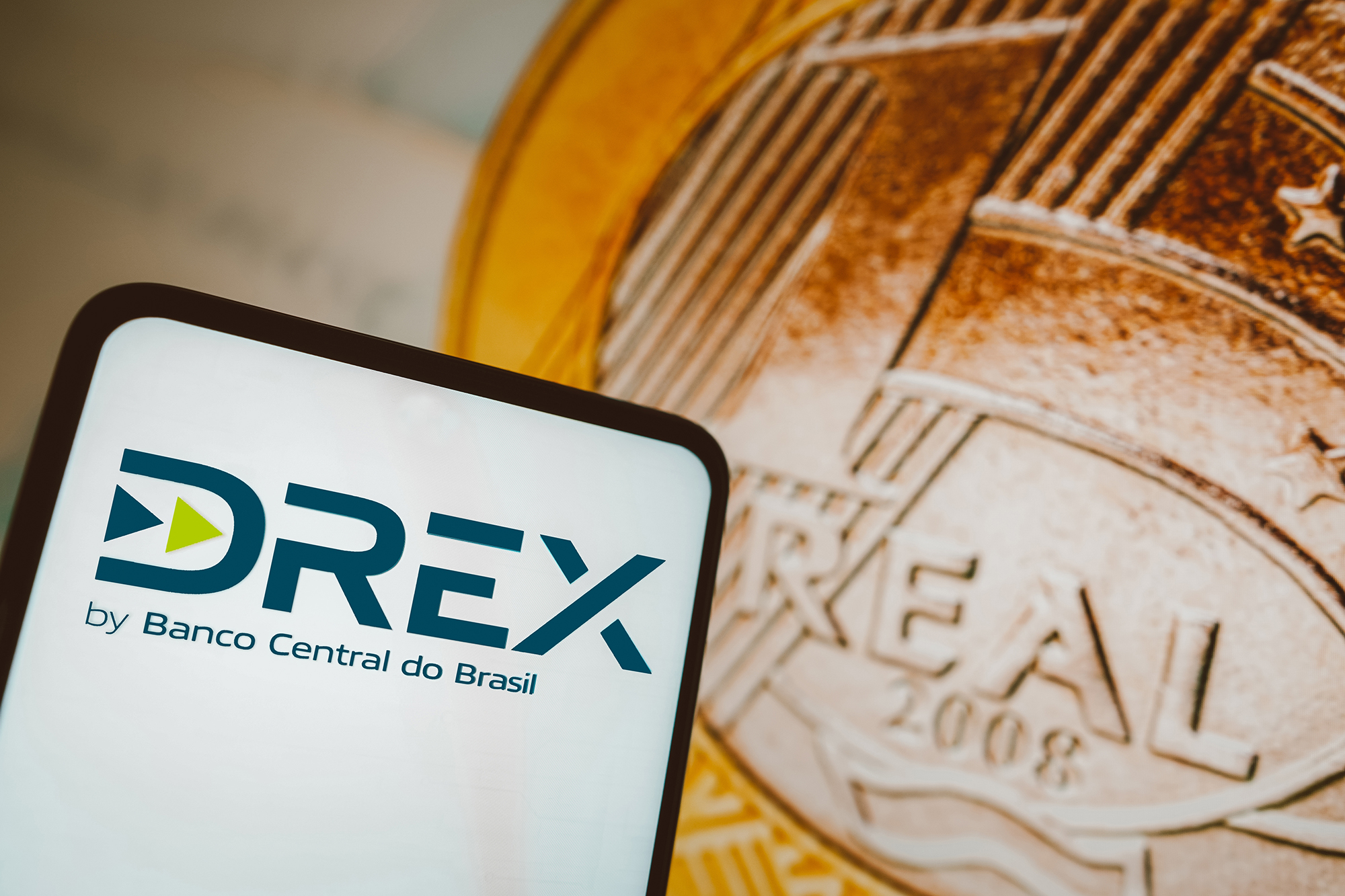 Leia mais sobre o artigo Entenda o Drex, moeda digital que está em fase de testes e deve ser lançada em 2025