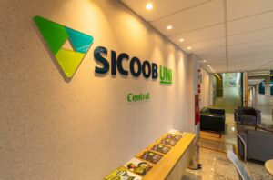 Leia mais sobre o artigo Com 20 cooperativas filiadas, Central Sicoob Uni atinge marca de R$ 20 bilhões em ativos