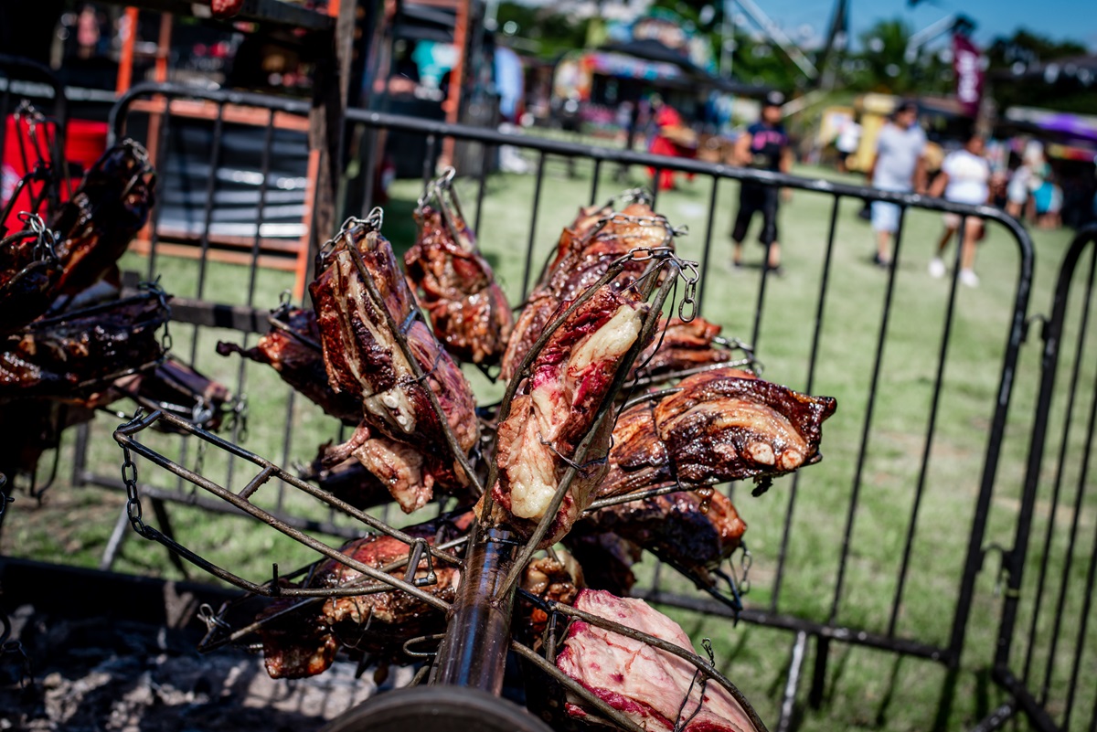 No momento você está vendo Taurus Festival de Assadores BBQ espalha o ‘perfume do churrasco’ pelo ar de Goiânia